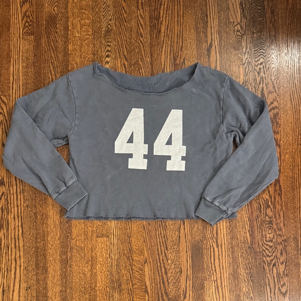 Brandy Melville sweat shirt